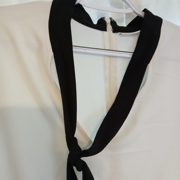 Eva Mendes for New York & Company White and Black Blouse - Picture 2 of 9